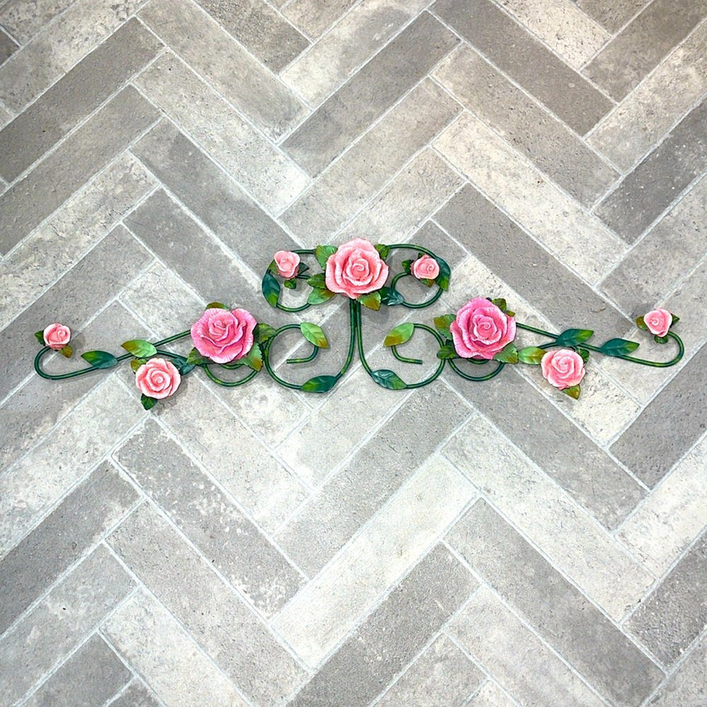 Resin rose swag